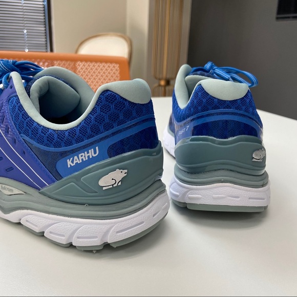 New Fulcrum Karhu Running Shoes - Picture 4 of 6
